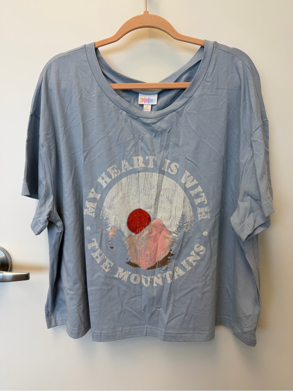 LuLaRoe Boxy T - Short Sleeve Graphic